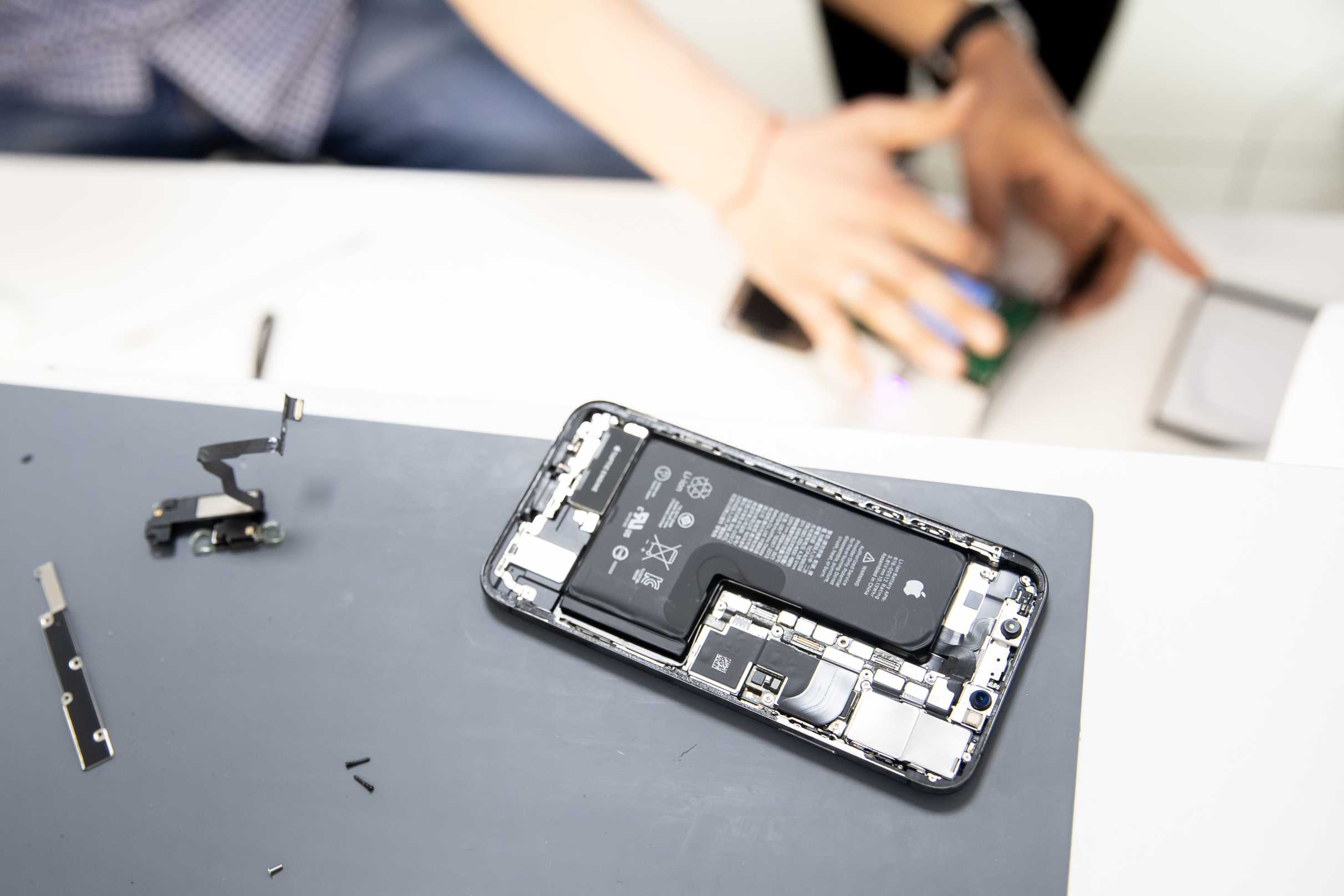 iPhone X Repair Dubai
