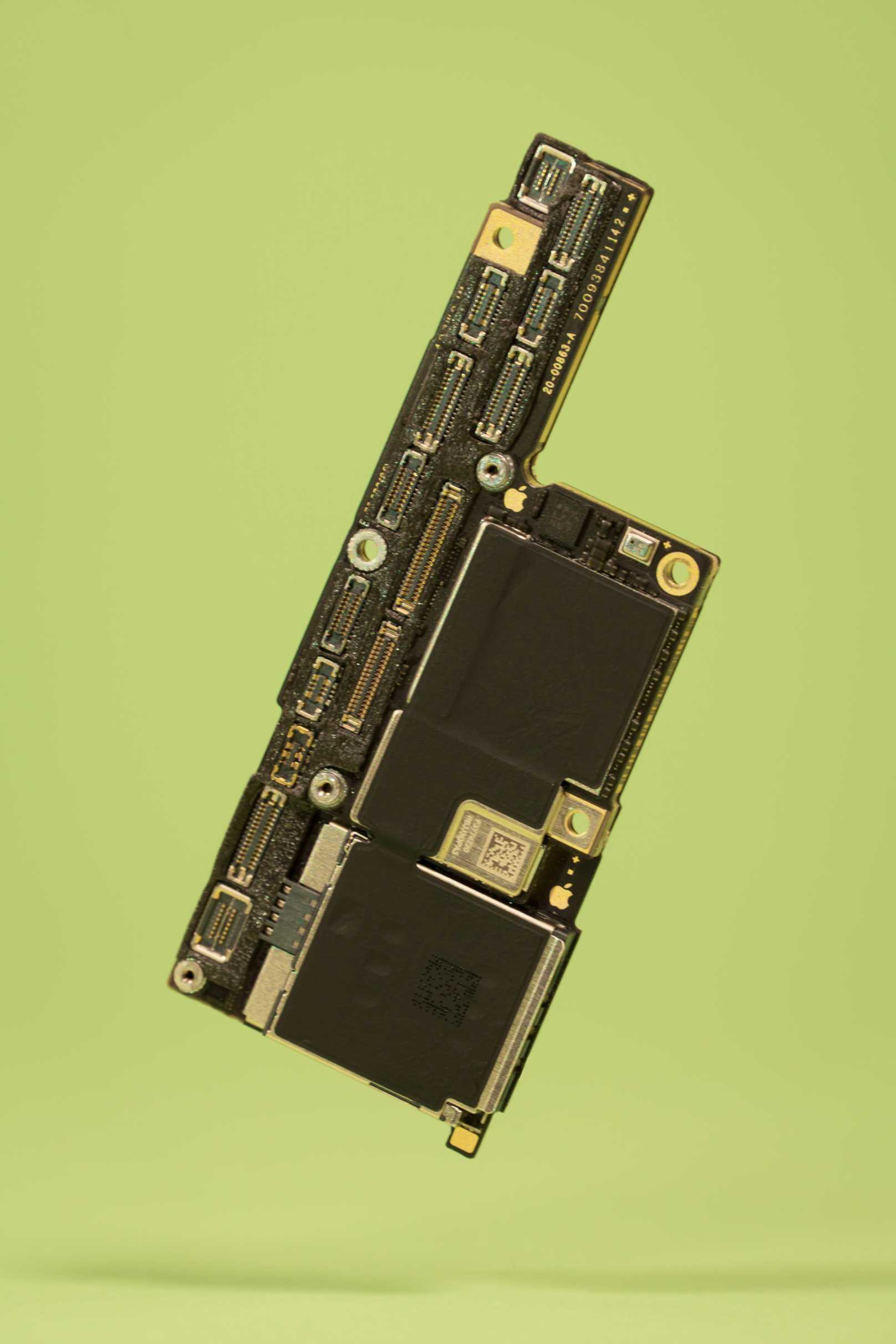 iPhone motherboard repair Dubai
