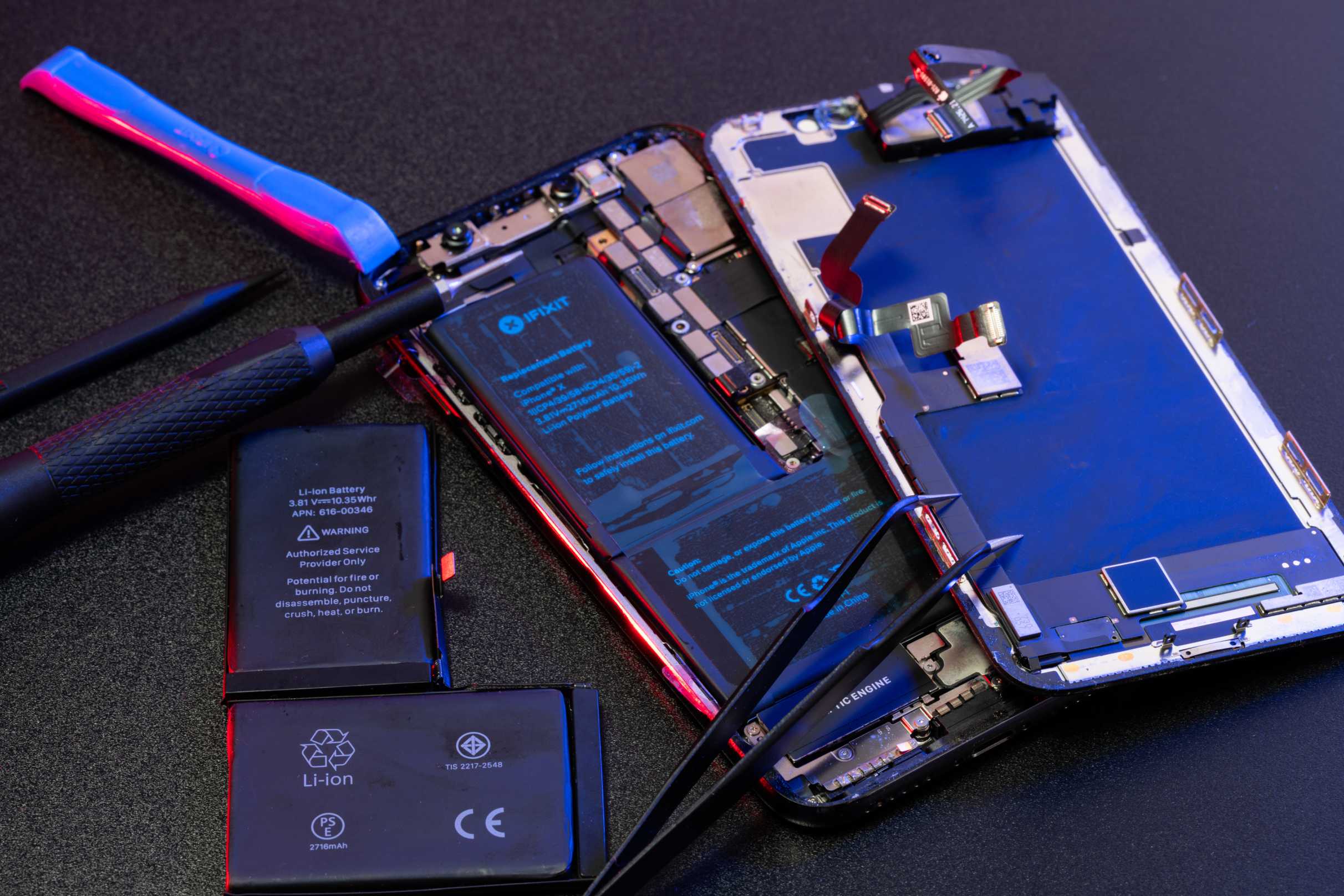 iPhone Screen Repair Home Service Dubai